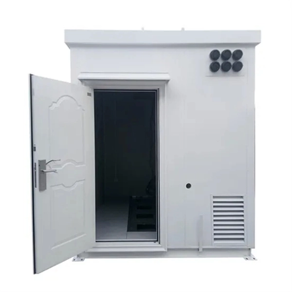 Which distribution boxes require copper busbars 