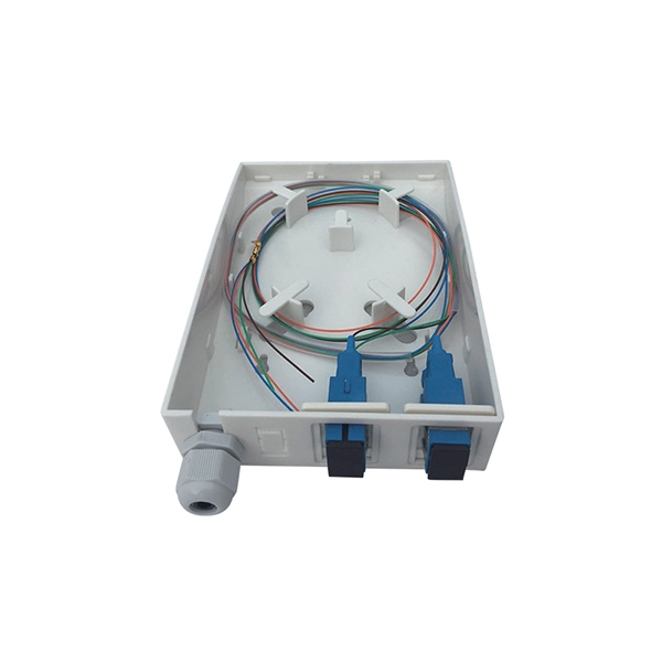 How many cores of cable are used to connect fiber optic cables and pigtails 