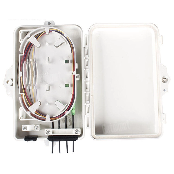 Performance Comparison of Smart Fiber Optic Adapters and Traditional Cables
